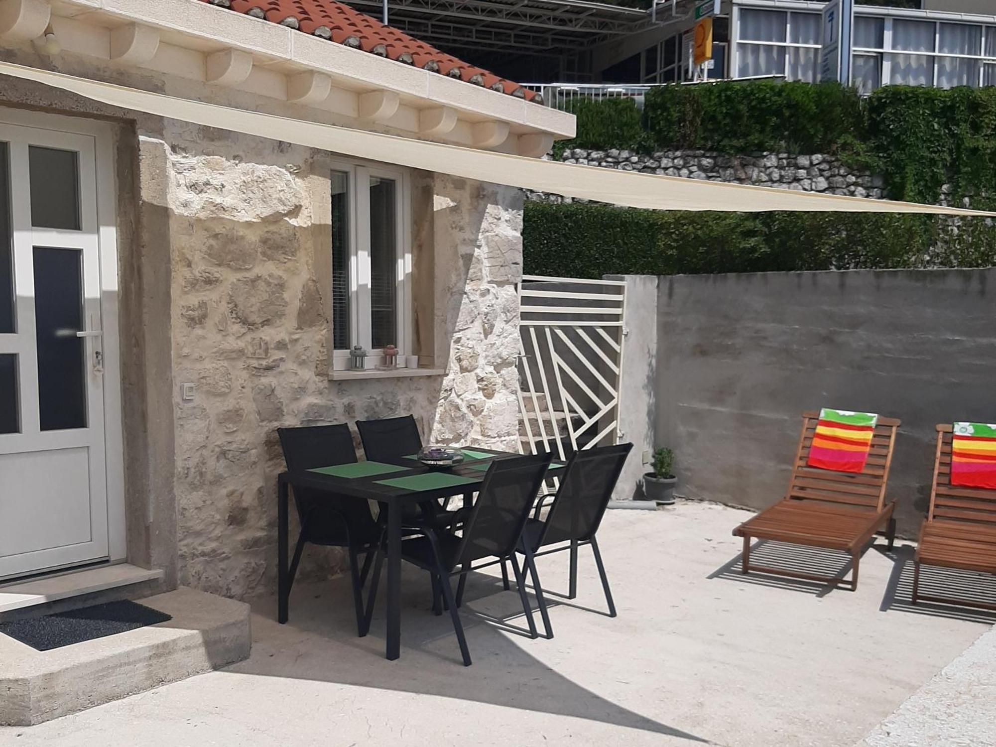 شقة Little Stone House Buici  المظهر الخارجي الصورة